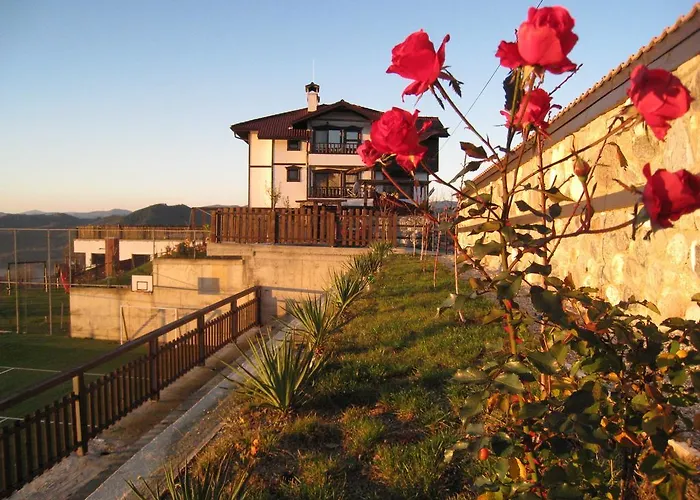 Slaveykova Kashta Nedelino