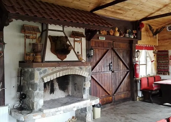 Slaveykova Kashta Nedelino